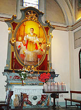 ナルツォーレ聖ベルナルド教会にあるジャッカルド神父の祭壇