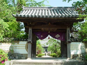 龍福寺入り口