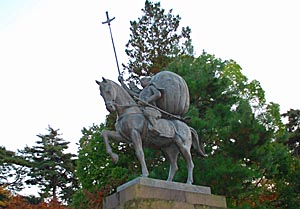 前田利家の像
