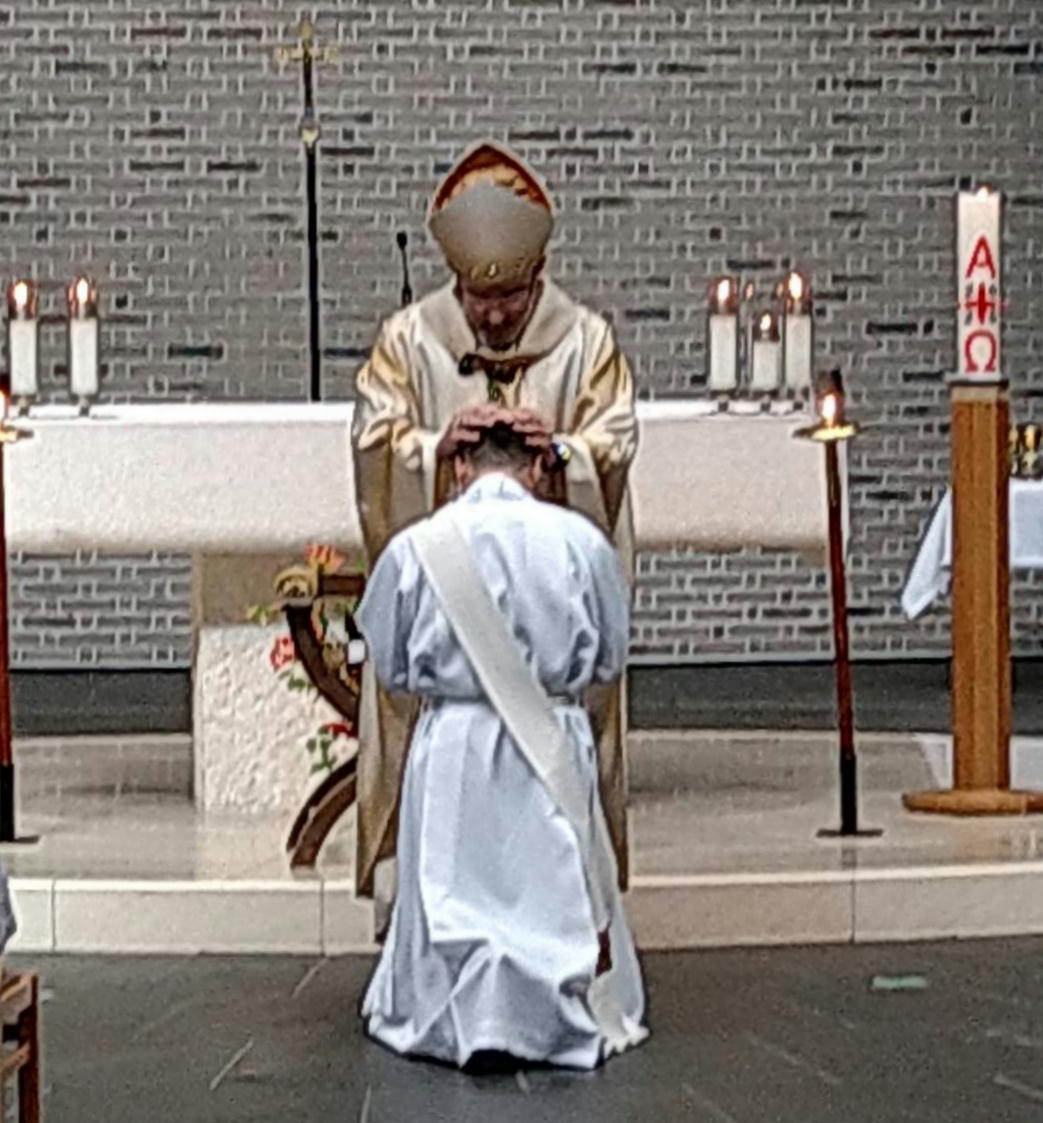 ヴー神父の叙階式