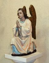 聖堂内　天使の像