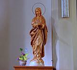 聖堂内　聖母像