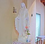 聖堂内 聖マリア像